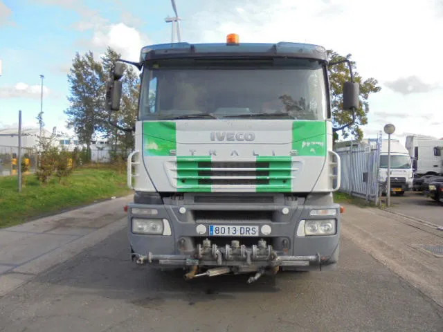 Iveco Stralis 270 - شاحنة صهريج: صورة 2 Iveco Stralis 270 - شاحنة صهريج: صورة 2