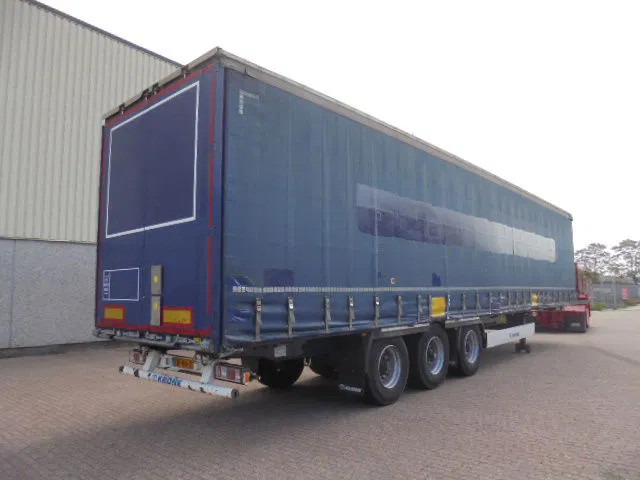 Krone SD NL KENTEKEN BPW TROMMEL ASSEN 35 IN STOCK - نصف مقطورة ستارة: صورة 4 Krone SD NL KENTEKEN BPW TROMMEL ASSEN 35 IN STOCK - نصف مقطورة ستارة: صورة 4