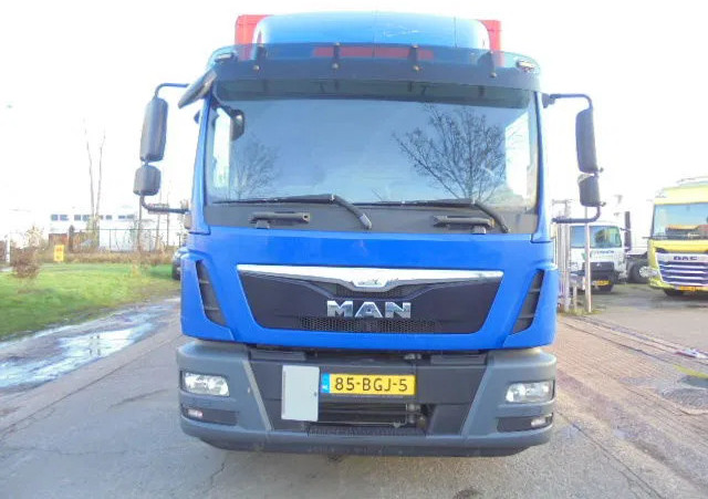 MAN TGM 12-250 NL TRUCK - شاحنة مقفلة: صورة 2 MAN TGM 12-250 NL TRUCK - شاحنة مقفلة: صورة 2