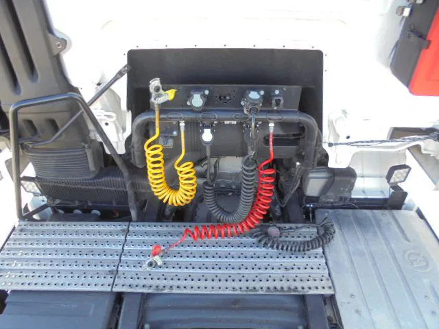 وحدة جر MAN TGS 18.320: صورة 8