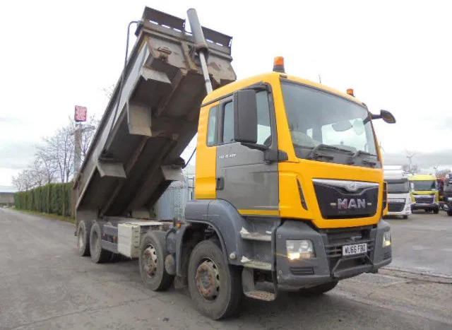 MAN TGS 35.400 8X4 RHD - شاحنة قلاب: صورة 1 MAN TGS 35.400 8X4 RHD - شاحنة قلاب: صورة 1
