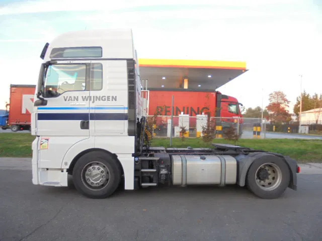 MAN TGX 18.500 XXL SMART TACHO 16X IN STOCK - وحدة جر: صورة 4 MAN TGX 18.500 XXL SMART TACHO 16X IN STOCK - وحدة جر: صورة 4