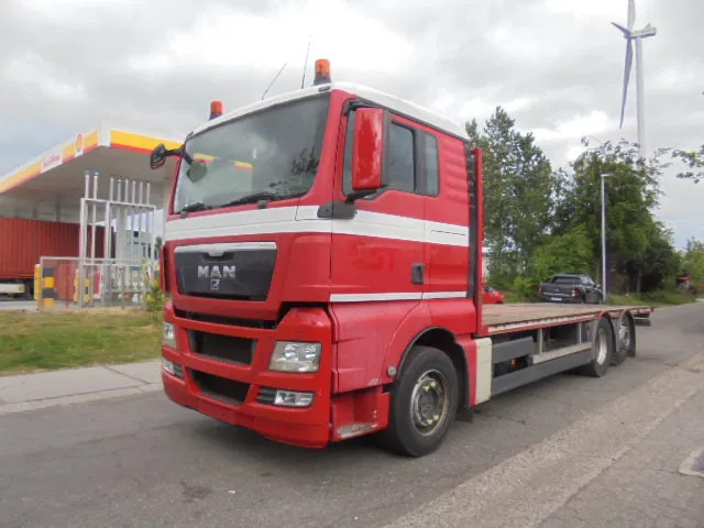 MAN TGX 26.440 6X2 GESTUURDE AS - شاحنات مسطحة: صورة 1 MAN TGX 26.440 6X2 GESTUURDE AS - شاحنات مسطحة: صورة 1