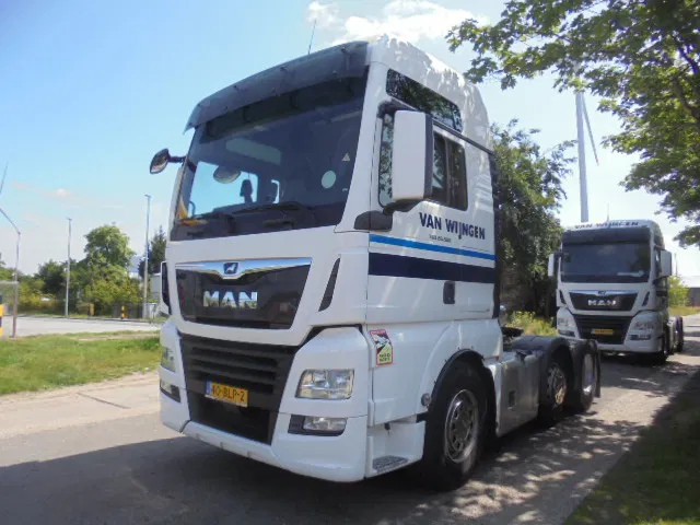 MAN TGX 26.500 XXL NL TRUCK SMART TACHO 16X IN STOCK - وحدة جر: صورة 1 MAN TGX 26.500 XXL NL TRUCK SMART TACHO 16X IN STOCK - وحدة جر: صورة 1
