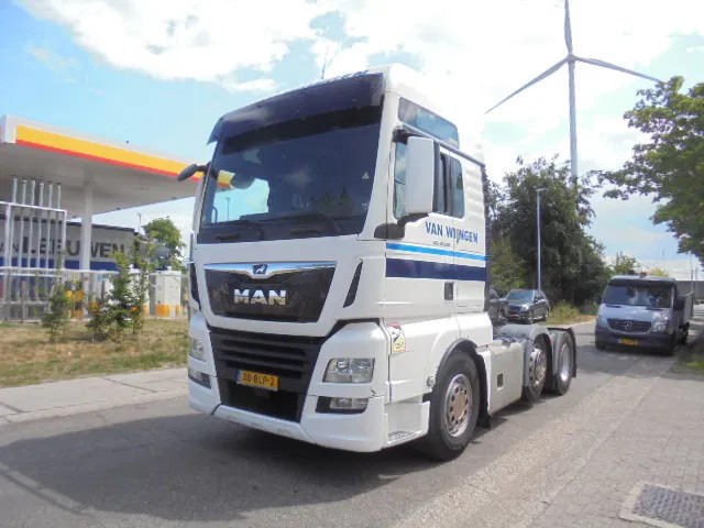 MAN TGX 26.500 XXL TUV APK 03-26 NL TRUCK 16X IN STOCK - وحدة جر: صورة 1 MAN TGX 26.500 XXL TUV APK 03-26 NL TRUCK 16X IN STOCK - وحدة جر: صورة 1
