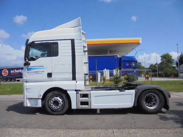 Interior photo 1: وحدة جر MAN TGX 440 XL EUR6 ADR PTO Interior photo 1: وحدة جر MAN TGX 440 XL EUR6 ADR PTO