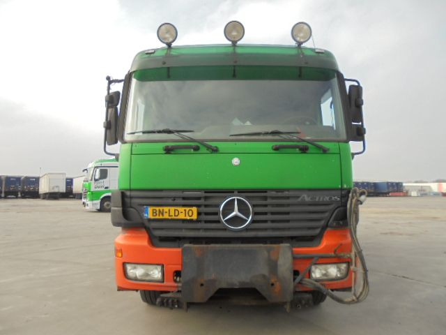Mercedes-Benz 1831 Bitumensprayer - موزع الأسفلت: صورة 2 Mercedes-Benz 1831 Bitumensprayer - موزع الأسفلت: صورة 2