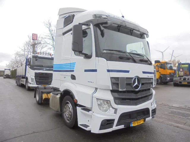 Mercedes-Benz Actros 1840 LS NL TRUCK - وحدة جر: صورة 3 Mercedes-Benz Actros 1840 LS NL TRUCK - وحدة جر: صورة 3