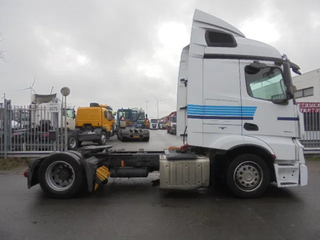 Mercedes-Benz Actros 1840 LS NL TRUCK - وحدة جر: صورة 4 Mercedes-Benz Actros 1840 LS NL TRUCK - وحدة جر: صورة 4