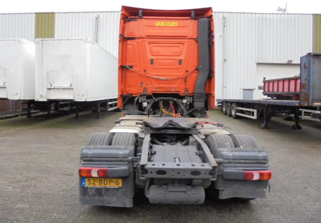 Mercedes-Benz Actros 1842 LS EUR6 EINGINE NOT OK - وحدة جر: صورة 4 Mercedes-Benz Actros 1842 LS EUR6 EINGINE NOT OK - وحدة جر: صورة 4