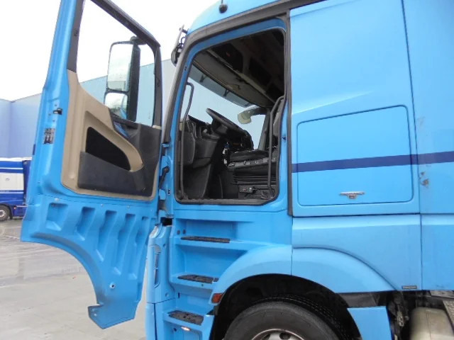 وحدة جر Mercedes-Benz Actros 1842 LS EUR6: صورة 7