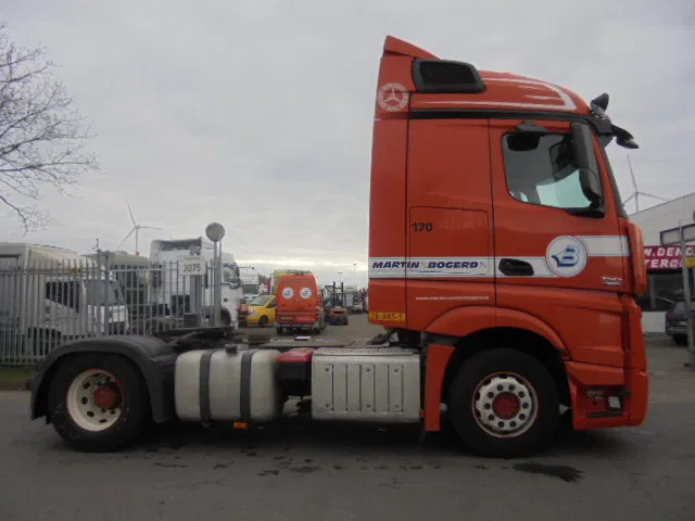 Mercedes-Benz Actros 1842 LS NL TRUCK - وحدة جر: صورة 4 Mercedes-Benz Actros 1842 LS NL TRUCK - وحدة جر: صورة 4