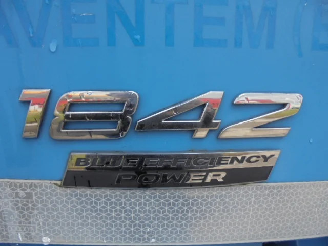 Mercedes-Benz Actros 1842 LS - وحدة جر: صورة 4 Mercedes-Benz Actros 1842 LS - وحدة جر: صورة 4