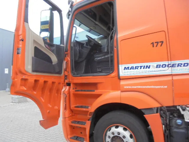 وحدة جر Mercedes-Benz Actros 1842 NL TRUCK APK 07-26: صورة 8 وحدة جر Mercedes-Benz Actros 1842 NL TRUCK APK 07-26: صورة 8