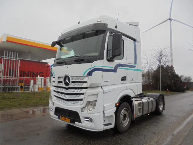 Mercedes-Benz Actros 1942 LS 4X2 - وحدة جر: صورة 1 Mercedes-Benz Actros 1942 LS 4X2 - وحدة جر: صورة 1