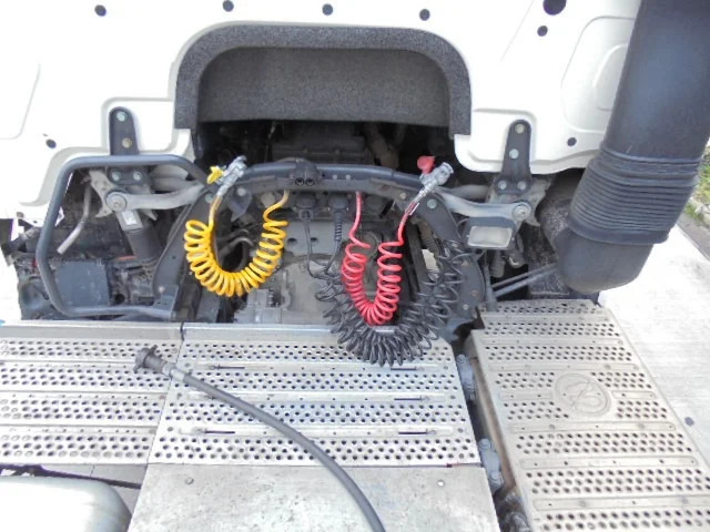 وحدة جر Mercedes-Benz Actros 1943 LS EUR6: صورة 12