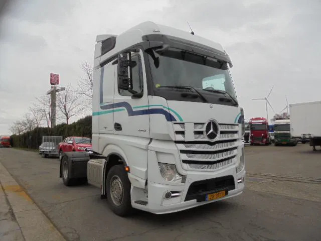 Mercedes-Benz Actros 1943 LS - وحدة جر: صورة 3 Mercedes-Benz Actros 1943 LS - وحدة جر: صورة 3