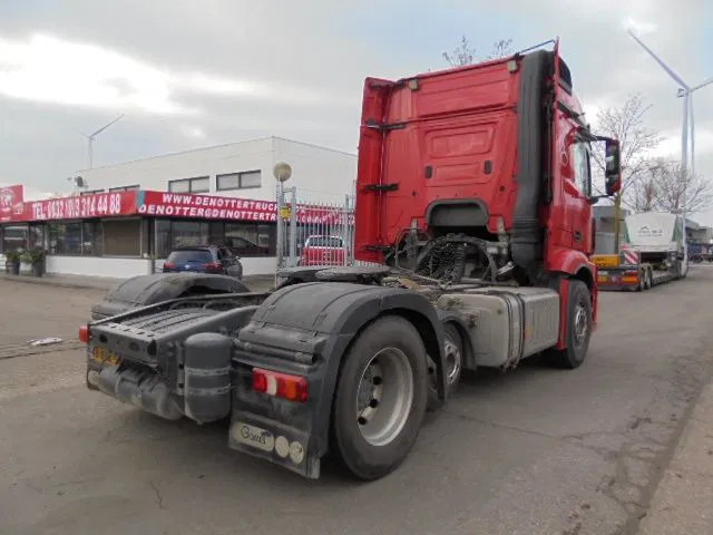 Mercedes-Benz Actros 2543 6X2 + HYDRAULIC - وحدة جر: صورة 5 Mercedes-Benz Actros 2543 6X2 + HYDRAULIC - وحدة جر: صورة 5
