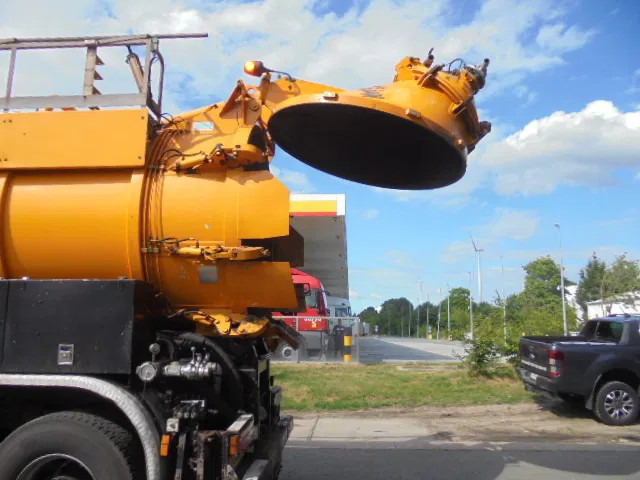 Mercedes-Benz Actros 4141K MEGA VAC - شاحنة الشفط: صورة 5 Mercedes-Benz Actros 4141K MEGA VAC - شاحنة الشفط: صورة 5