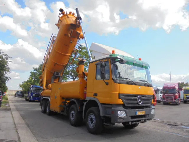 Mercedes-Benz Actros 4141K MEGA VAC - شاحنة الشفط: صورة 2 Mercedes-Benz Actros 4141K MEGA VAC - شاحنة الشفط: صورة 2