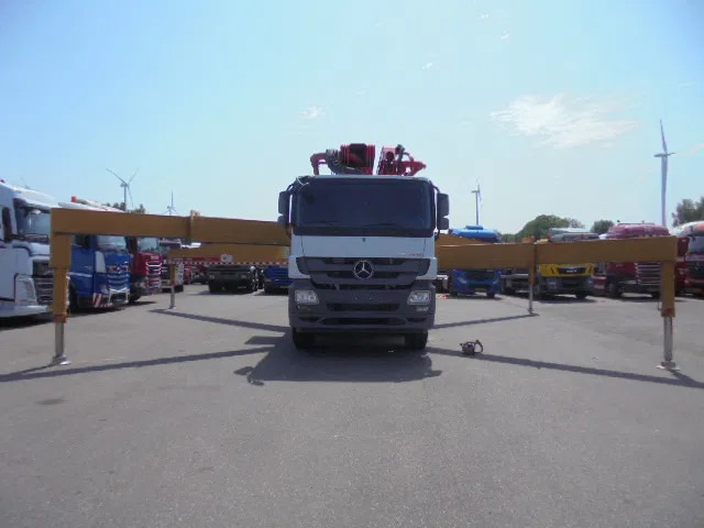 Mercedes-Benz Actros 4144 8X4 SANY 56M BETONPOMP - مضخة خرسانة: صورة 3 Mercedes-Benz Actros 4144 8X4 SANY 56M BETONPOMP - مضخة خرسانة: صورة 3