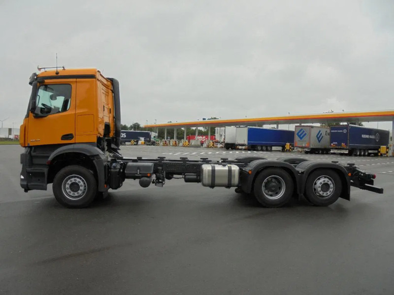 Mercedes-Benz Arocs AROCS 2848 6X2 MET FABRIEKS GARANTIE - شاحنة هيكل كابينة: صورة 5 Mercedes-Benz Arocs AROCS 2848 6X2 MET FABRIEKS GARANTIE - شاحنة هيكل كابينة: صورة 5