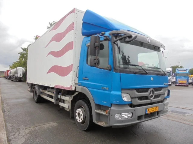 Mercedes-Benz Atego 1218 - شاحنة مقفلة: صورة 3 Mercedes-Benz Atego 1218 - شاحنة مقفلة: صورة 3