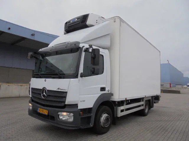 Mercedes-Benz Atego 1218 - شاحنة صندوق متساوي: صورة 1 Mercedes-Benz Atego 1218 - شاحنة صندوق متساوي: صورة 1