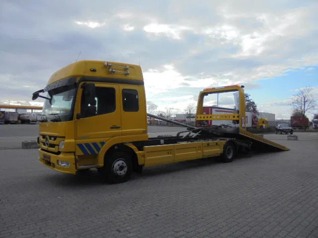 Mercedes-Benz Atego 1224 240 PS NL TRUCK - شاحنة سحب: صورة 1 Mercedes-Benz Atego 1224 240 PS NL TRUCK - شاحنة سحب: صورة 1