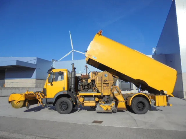 Mercedes-Benz SK 1920 NL TRUCK - سياره كنس شوارع: صورة 4 Mercedes-Benz SK 1920 NL TRUCK - سياره كنس شوارع: صورة 4