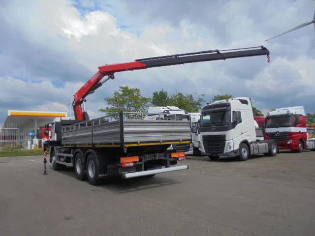 Renault 320 6X4 + FASSI F245 DEMO UNUSED - شاحنة كرين: صورة 5 Renault 320 6X4 + FASSI F245 DEMO UNUSED - شاحنة كرين: صورة 5