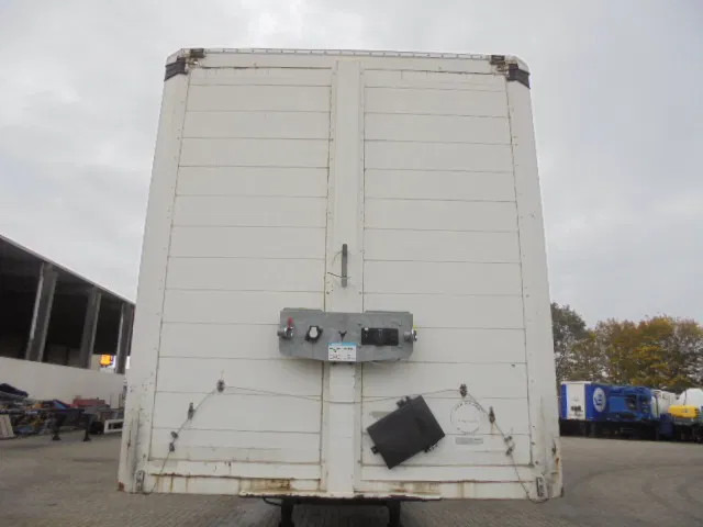 Renders ROC 12-27N X-STEERING - نصف مقطورة ستارة: صورة 2 Renders ROC 12-27N X-STEERING - نصف مقطورة ستارة: صورة 2