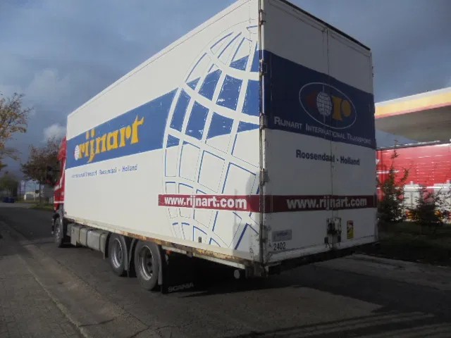 Scania R400 6X2 RETARDER - شاحنة مقفلة: صورة 4 Scania R400 6X2 RETARDER - شاحنة مقفلة: صورة 4