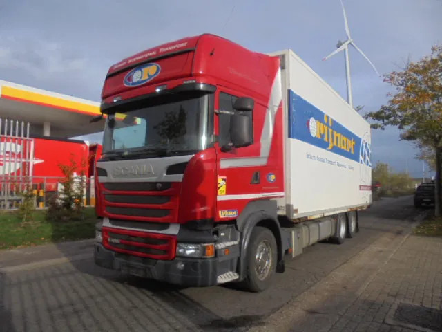 Scania R400 6X2 RETARDER - شاحنة مقفلة: صورة 1 Scania R400 6X2 RETARDER - شاحنة مقفلة: صورة 1