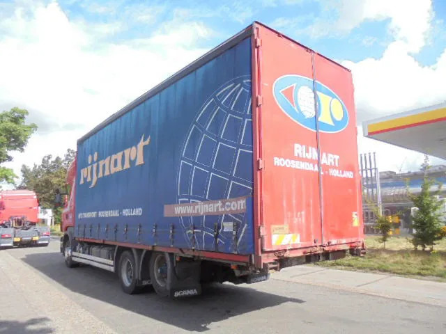 Scania R420 6X2 RETARDER - شاحنة مقفلة: صورة 3 Scania R420 6X2 RETARDER - شاحنة مقفلة: صورة 3