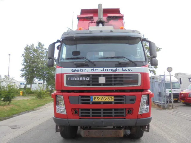 Terberg FM 1350 6X6 MANUAL TRANSMISSION NL TRUCK - شاحنة قلاب: صورة 2 Terberg FM 1350 6X6 MANUAL TRANSMISSION NL TRUCK - شاحنة قلاب: صورة 2
