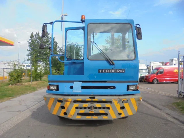 Terberg YT 182 + REGISTRATION - جرار المحطة: صورة 2 Terberg YT 182 + REGISTRATION - جرار المحطة: صورة 2