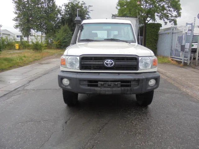 Toyota Land Cruiser HZJ78L 4X4 EXPORT OUTSIDE EU ONLY - سيارة: صورة 2 Toyota Land Cruiser HZJ78L 4X4 EXPORT OUTSIDE EU ONLY - سيارة: صورة 2