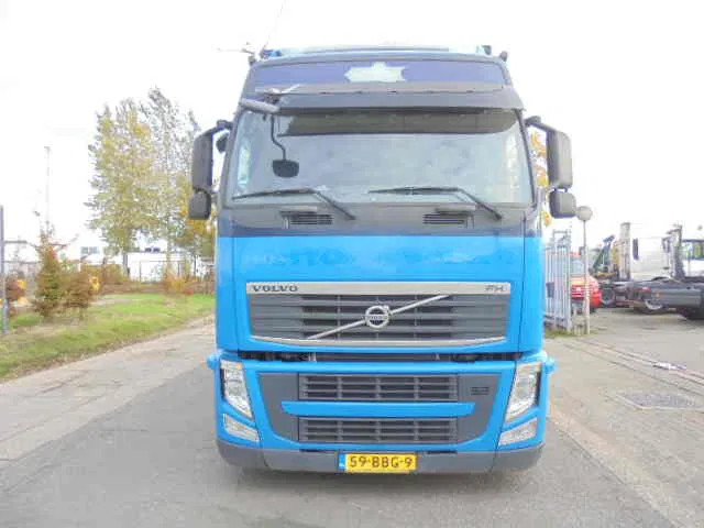 Volvo FH 420 6X2 NL TRUCK - شاحنة ستارة: صورة 2 Volvo FH 420 6X2 NL TRUCK - شاحنة ستارة: صورة 2