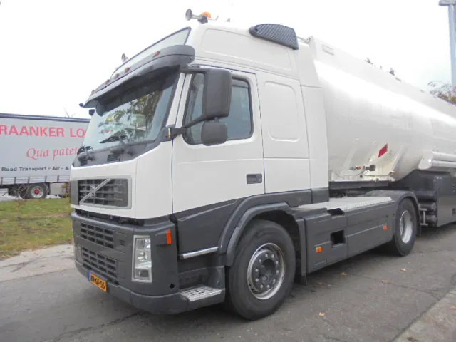 Volvo FM 400 GLOBETROTTER ADR NL TRUCK +TANK TRAILER - وحدة جر: صورة 1 Volvo FM 400 GLOBETROTTER ADR NL TRUCK +TANK TRAILER - وحدة جر: صورة 1