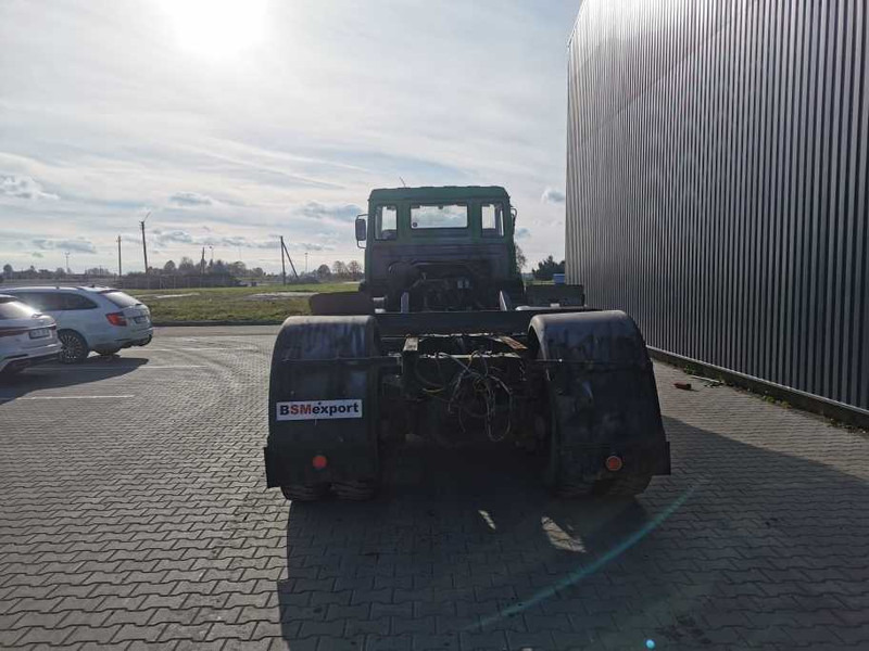 Iveco Magirus 300-34 V8 chassis truck - شاحنة هيكل كابينة: صورة 5 Iveco Magirus 300-34 V8 chassis truck - شاحنة هيكل كابينة: صورة 5