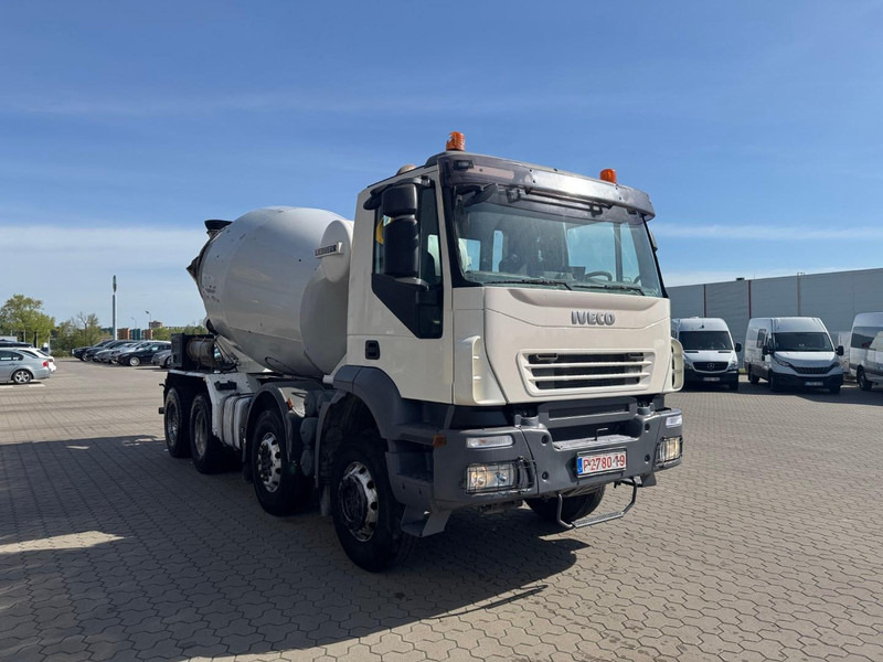 Iveco Trakker 410 - شاحنة خلاطة خرسانة: صورة 2 Iveco Trakker 410 - شاحنة خلاطة خرسانة: صورة 2