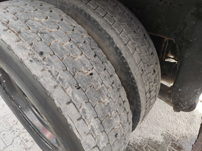 شاحنة قلاب, شاحنة كرين Scania 113.320 dump truck: صورة 19