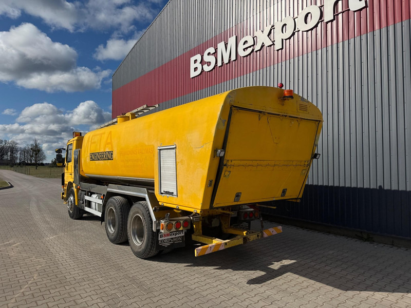 Scania 113.320 vacuum truck - شاحنة الشفط: صورة 4 Scania 113.320 vacuum truck - شاحنة الشفط: صورة 4