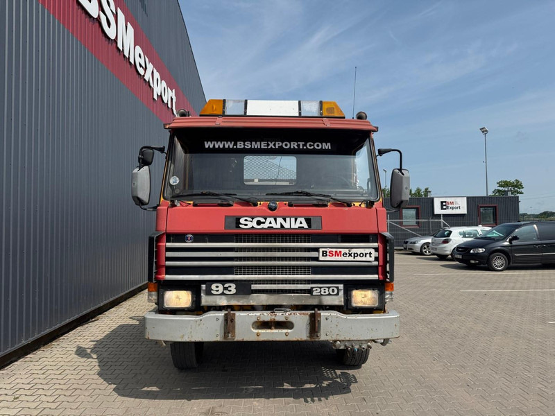 Scania 93, 4x4 - شاحنة قلاب: صورة 2 Scania 93, 4x4 - شاحنة قلاب: صورة 2