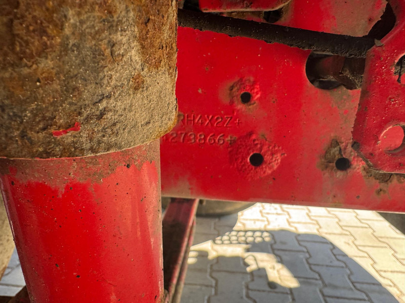شاحنة قلاب, شاحنة كرين Scania R113H 320: صورة 20