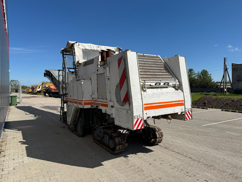 Wirtgen 2000 DC - آلة أسفلت: صورة 2 Wirtgen 2000 DC - آلة أسفلت: صورة 2