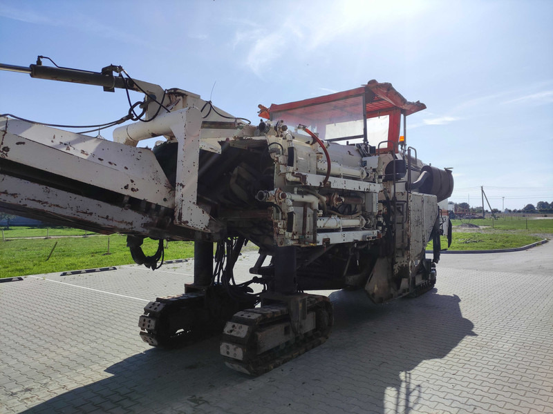 Wirtgen W2000 asphalt milling mach - قشاطة أسفلت: صورة 5 Wirtgen W2000 asphalt milling mach - قشاطة أسفلت: صورة 5