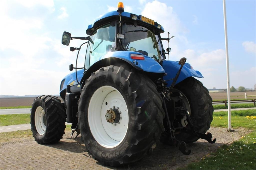 New Holland T7050 - جرار: صورة 4 New Holland T7050 - جرار: صورة 4