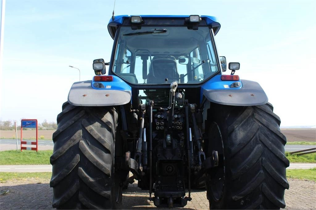 New Holland TM175 - جرار: صورة 5 New Holland TM175 - جرار: صورة 5